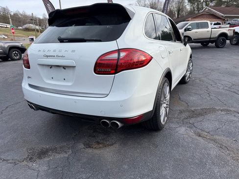 Used 2013 Porsche Cayenne Turbo w/ Premium Pkg Plus image 12