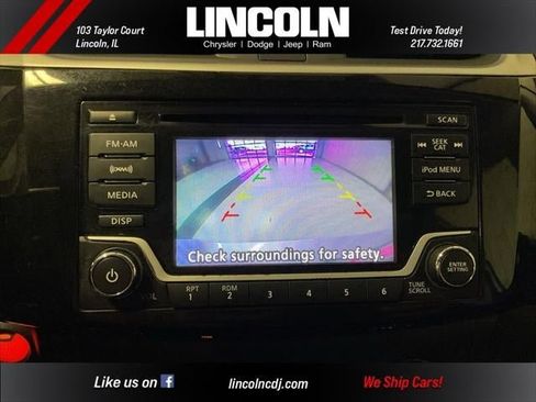 Used 2017 Nissan Sentra SV image 4