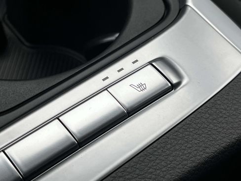 New 2026 Kia Carnival EX FWD image 37