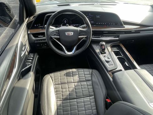 Used 2022 Cadillac Escalade Premium Luxury Platinum AWD/4WD image 13