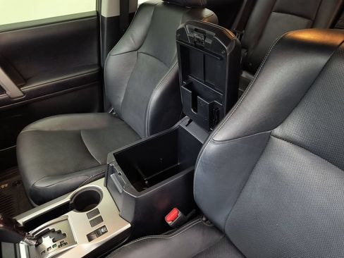 Used 2019 Toyota 4Runner Limited AWD/4WD image 28