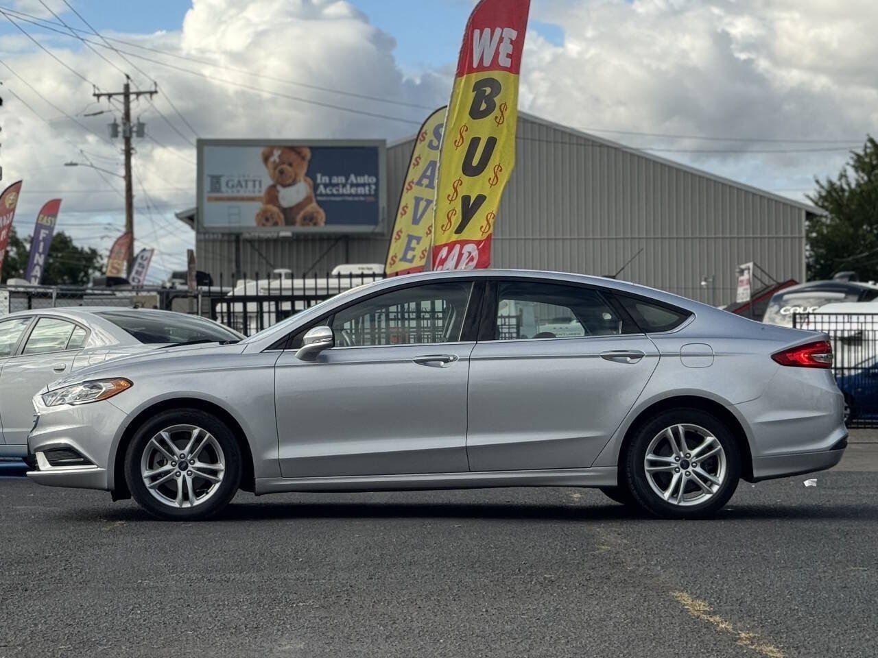 Used 2018 Ford Fusion SE FWD image 19