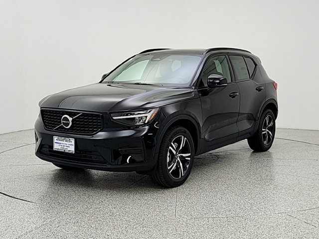 New 2026 Volvo XC40 B5 Core w/ Protection Package Premier AWD/4WD image 1