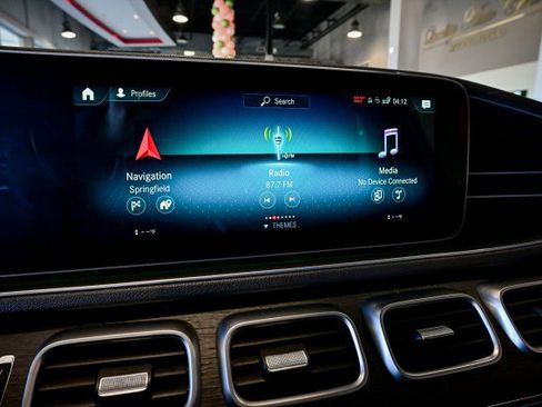 Used 2022 Mercedes-Benz GLE 350 4MATIC w/ Premium Package image 36