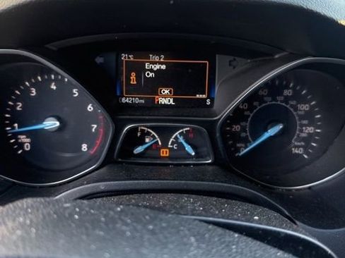 Used 2018 Ford Focus SE FWD image 5