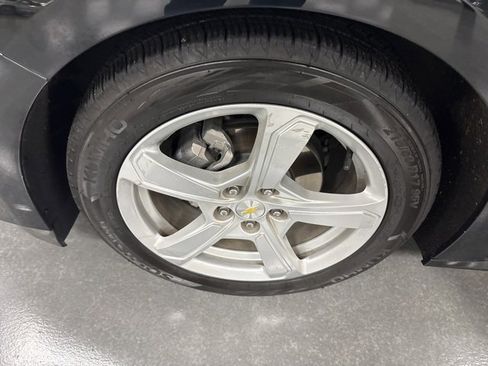 Used 2018 Chevrolet Volt LT w/ Comfort Package image 27