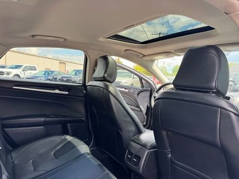 Used 2020 Ford Fusion Titanium AWD/4WD image 36