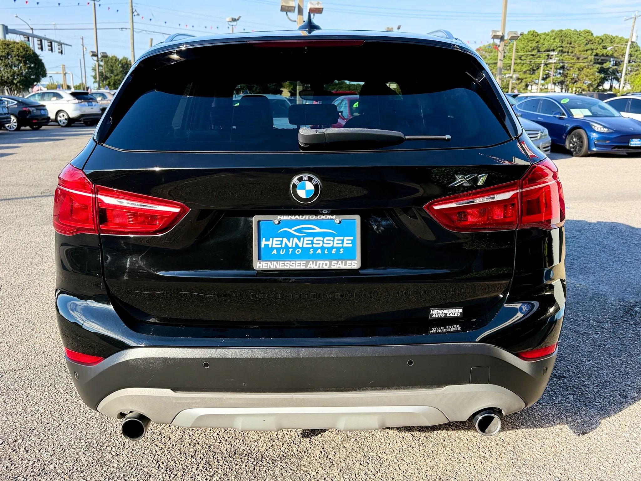 Used 2018 BMW X1 xDrive28i AWD/4WD image 2