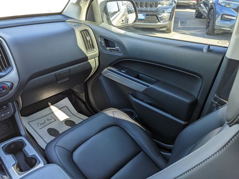 Used 2021 Chevrolet Colorado ZR2 image 18