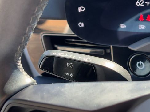 Used 2023 Porsche Taycan Base image 23