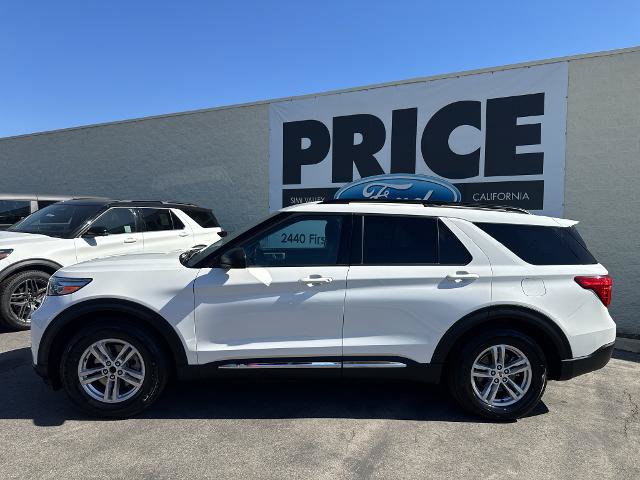 Certified 2022 Ford Explorer XLT RWD image 2