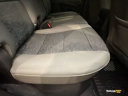 Used 2024 Chevrolet Colorado ZR2 w/ Technology Package image 14