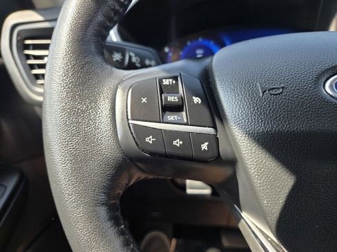 Used 2020 Ford Escape SE Sport image 19