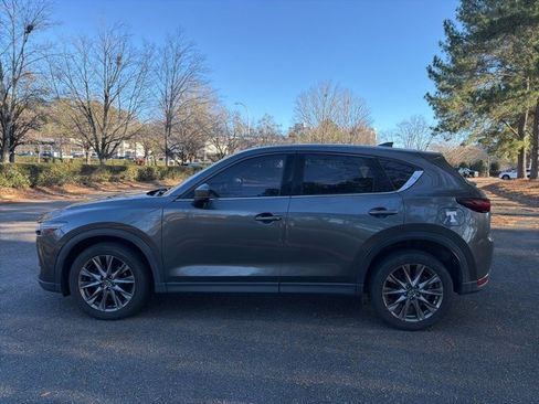 Used 2019 MAZDA CX-5 Signature image 1