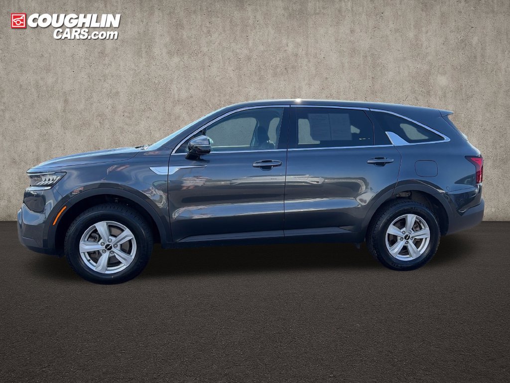 Used 2023 Kia Sorento LX AWD/4WD image 4
