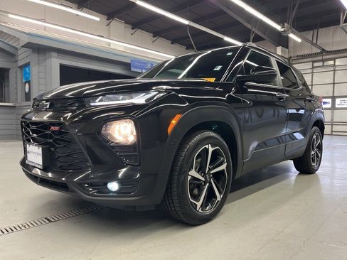 Used 2022 Chevrolet TrailBlazer RS image 3