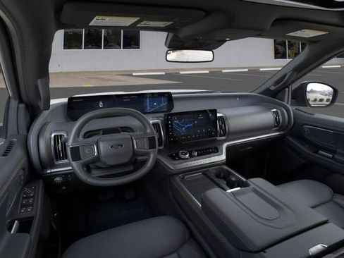 New 2026 Ford Expedition Tremor image 9