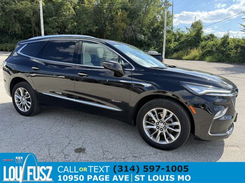 Used 2024 Buick Enclave Avenir AWD/4WD image 1