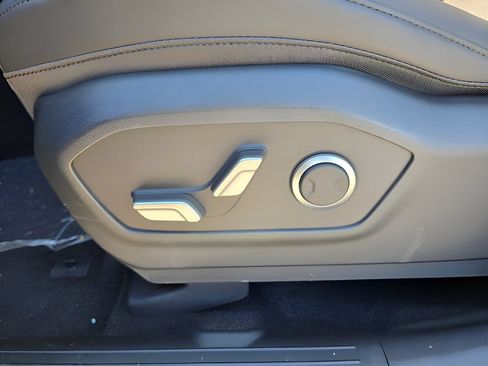 Used 2026 Hyundai Santa Fe SEL AWD/4WD image 13