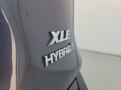 Used 2023 Toyota RAV4 XLE w/ Convenience Package AWD/4WD image 8