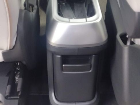 New 2025 Volkswagen ID. Buzz 1st Edition image 30