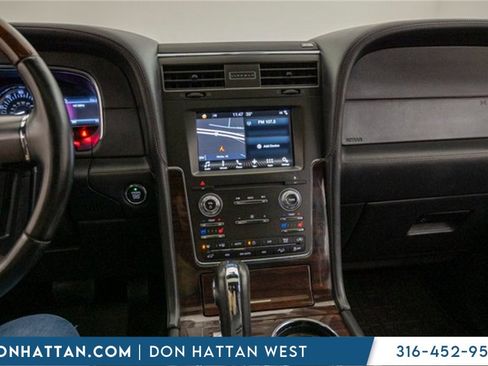 Used 2017 Lincoln Navigator L Reserve image 8