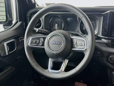 Used 2024 Jeep Wrangler Unlimited Sahara w/ Safety Group AWD/4WD image 18
