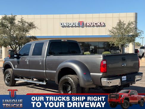 Used 2016 Ford F350 Lariat w/ Lariat Interior Package image 8