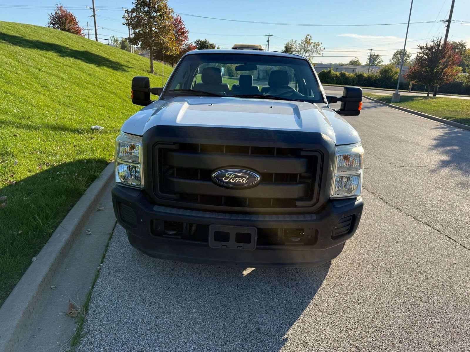 Used 2015 Ford F250 XL w/ Power Equipment Group AWD/4WD image 2