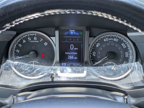 Used 2023 Toyota Tacoma SR5 AWD/4WD image 37