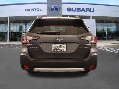 Certified 2025 Subaru Outback Limited w/ Tech Package 2