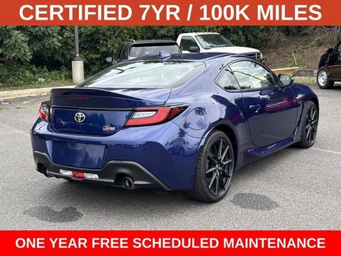 Used 2024 Toyota GR86 Premium RWD image 2