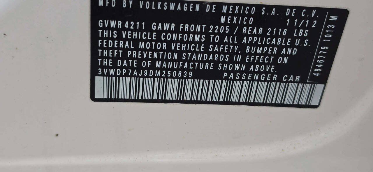 Used 2013 Volkswagen Jetta SE FWD image 10