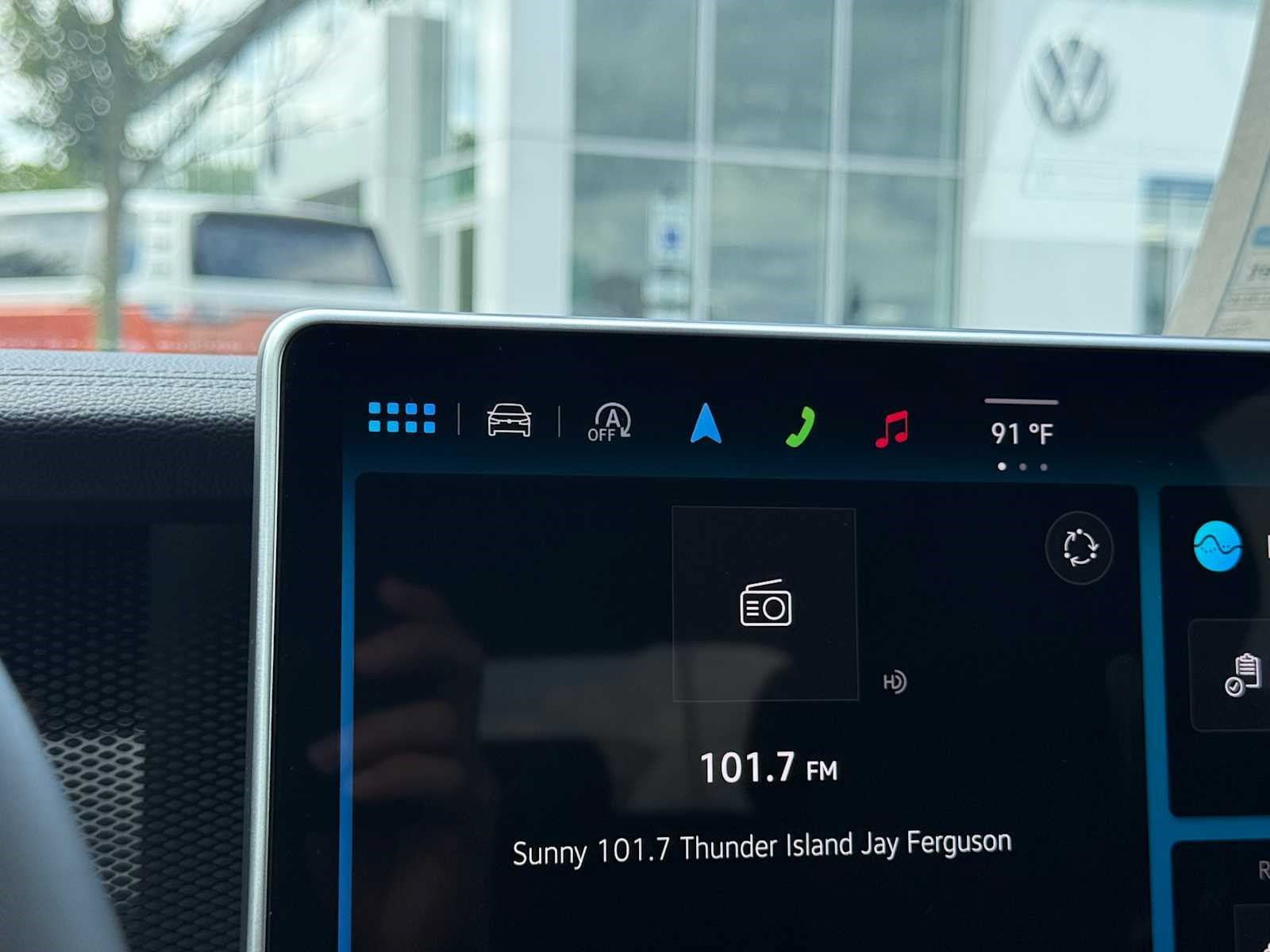 New 2026 Volkswagen Tiguan SE AWD/4WD image 15