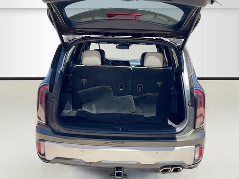 Used 2024 Kia Telluride EX w/ EX Captain's Chair Package AWD/4WD image 28