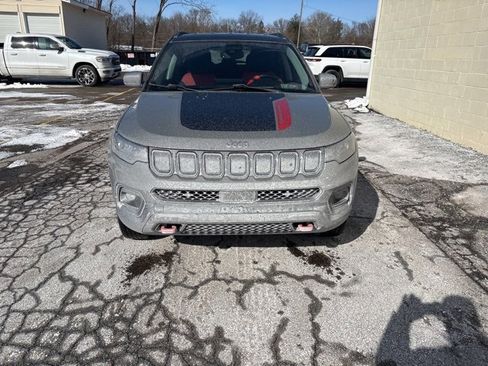 Used 2022 Jeep Compass Trailhawk image 5