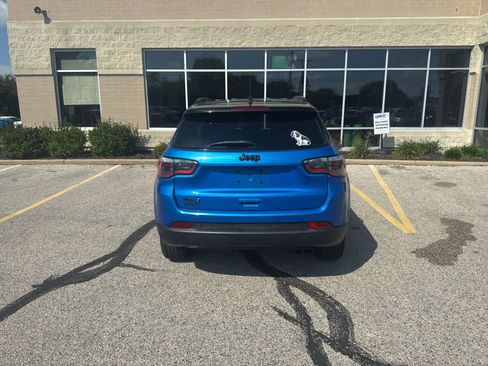 Used 2020 Jeep Compass Latitude AWD/4WD image 7
