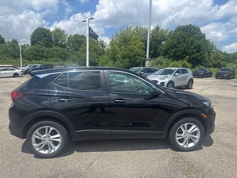 Used 2023 Buick Encore GX Preferred w/ Cold Weather Comfort Package AWD/4WD image 5