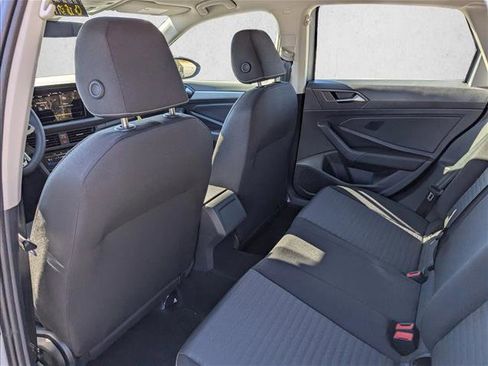 Certified 2025 Volkswagen Jetta S image 17