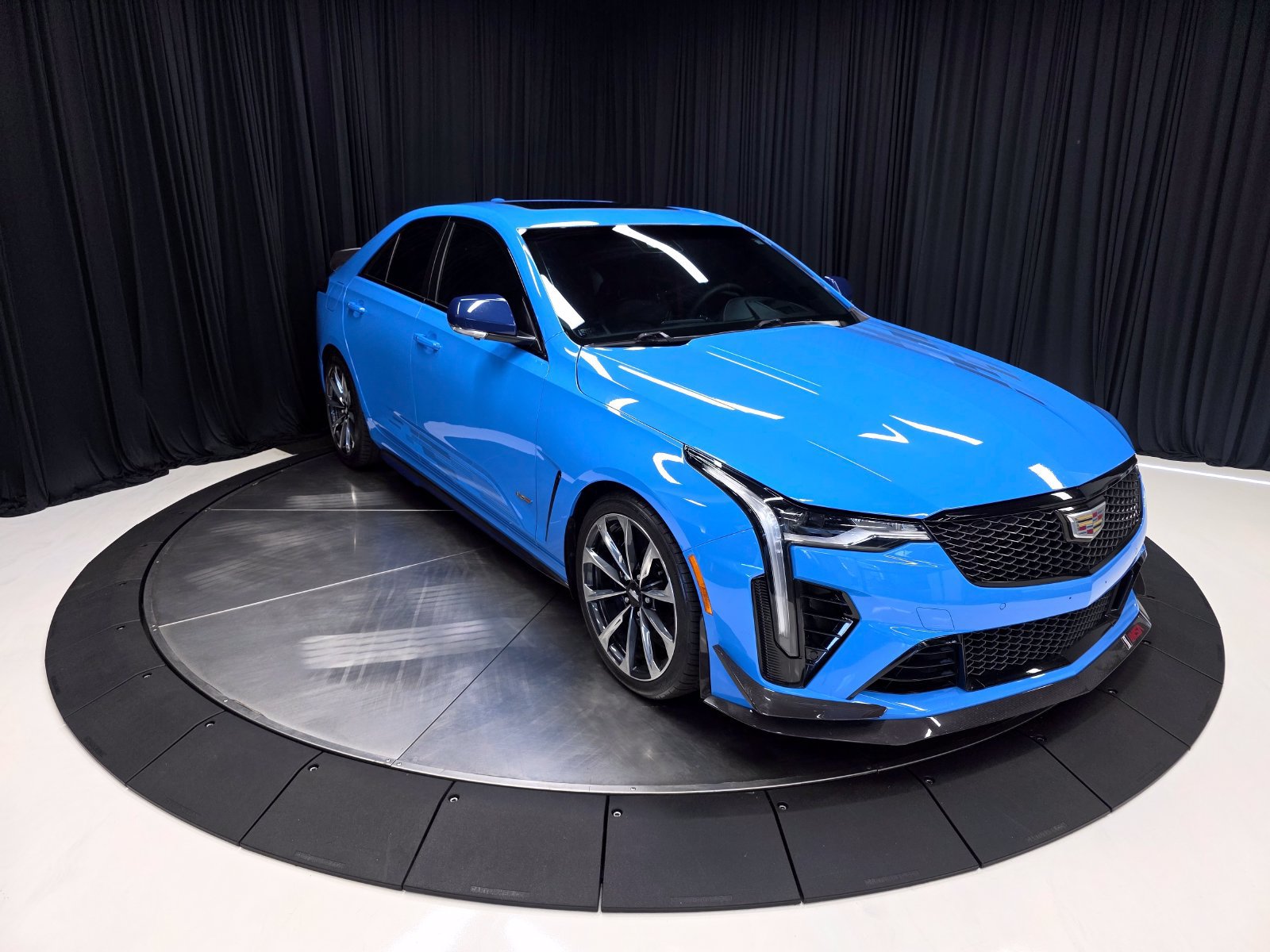 Used 2023 Cadillac CT4 V Blackwing w/ Watkins Glen IMSA Edition RWD image 10