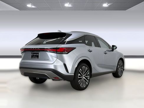 Certified 2026 Lexus RX 350 Premium Plus w/ Accessory Package (Z1) FWD image 9