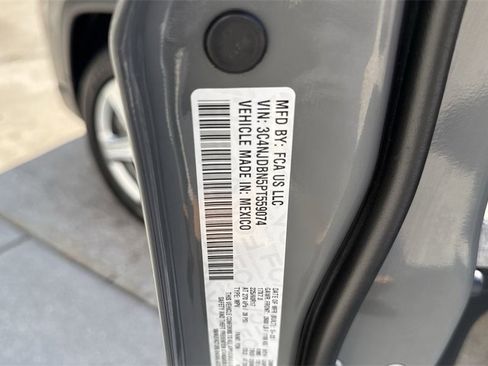 Used 2023 Jeep Compass Latitude w/ Sun and Sound Group image 62