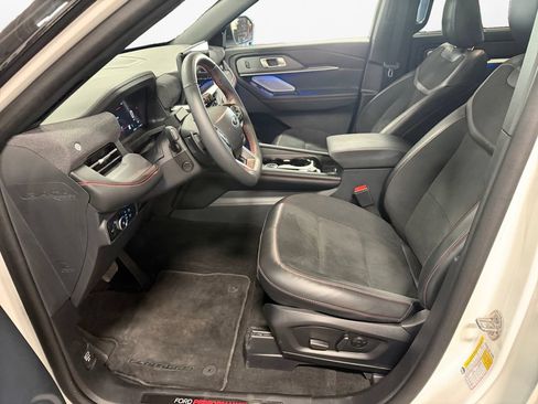Used 2025 Ford Explorer ST AWD/4WD image 15
