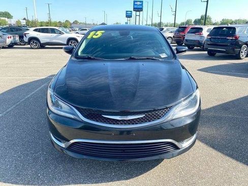Used 2015 Chrysler 200 Limited w/ Convenience Group FWD image 15