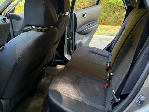 Used 2013 Nissan Rogue S w/ Special Edition Pkg image 12