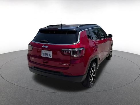 Used 2025 Jeep Compass Limited AWD/4WD image 13