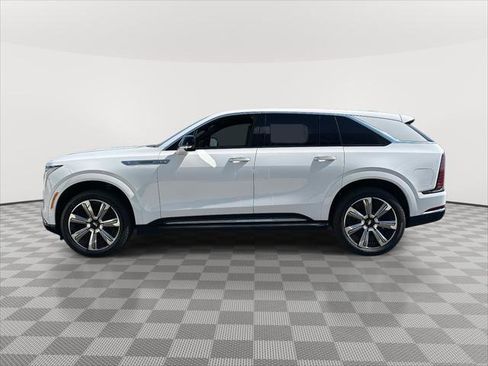 Used 2025 Cadillac Escalade IQ Luxury 1 image 6