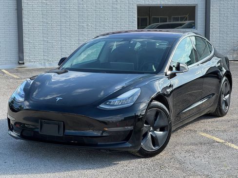 Used 2018 Tesla Model 3 Long Range AWD/4WD image 2