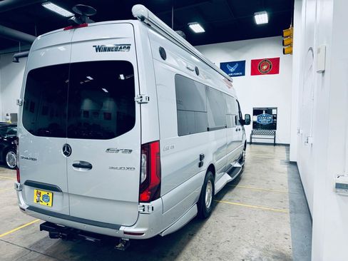 Used 2020 Mercedes-Benz Sprinter 3500 image 17