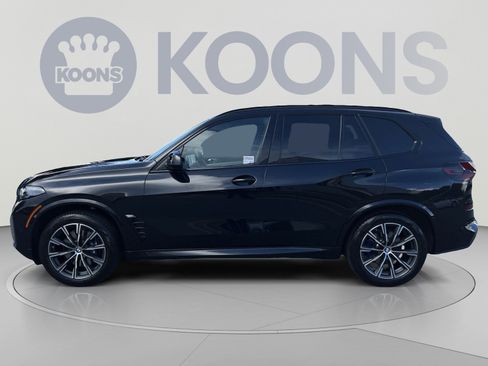 Used 2024 BMW X5 xDrive40i w/ M Sport Package AWD/4WD image 2